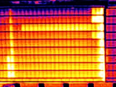 Photovoltaik-zellen prüfen mit Thermografie auf Funktion